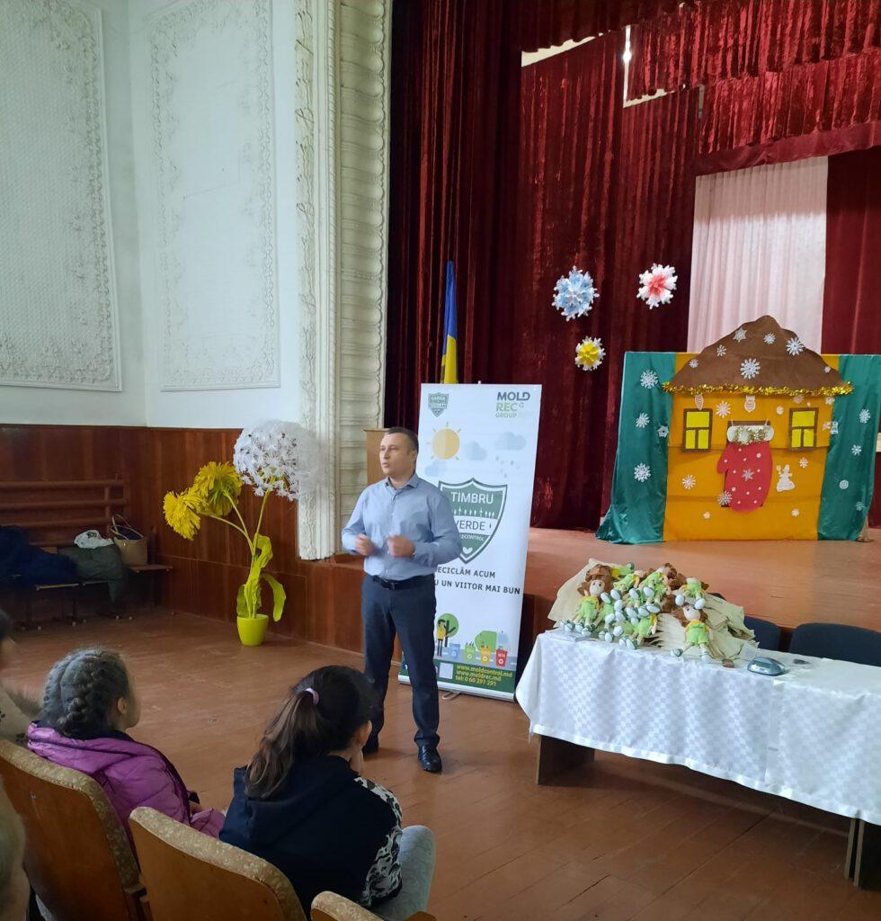 Campania de conștientizare "Școala Azaleya" a ajuns în incinta Centrului de Creație din orașul Glodeni