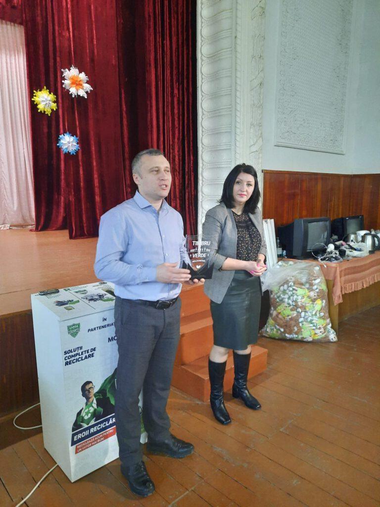 Campania de conștientizare "Școala Azaleya" a ajuns în incinta Centrului de Creație din orașul Glodeni